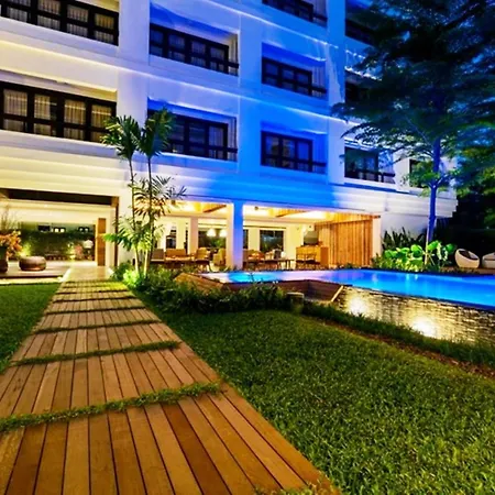 Uma Residence